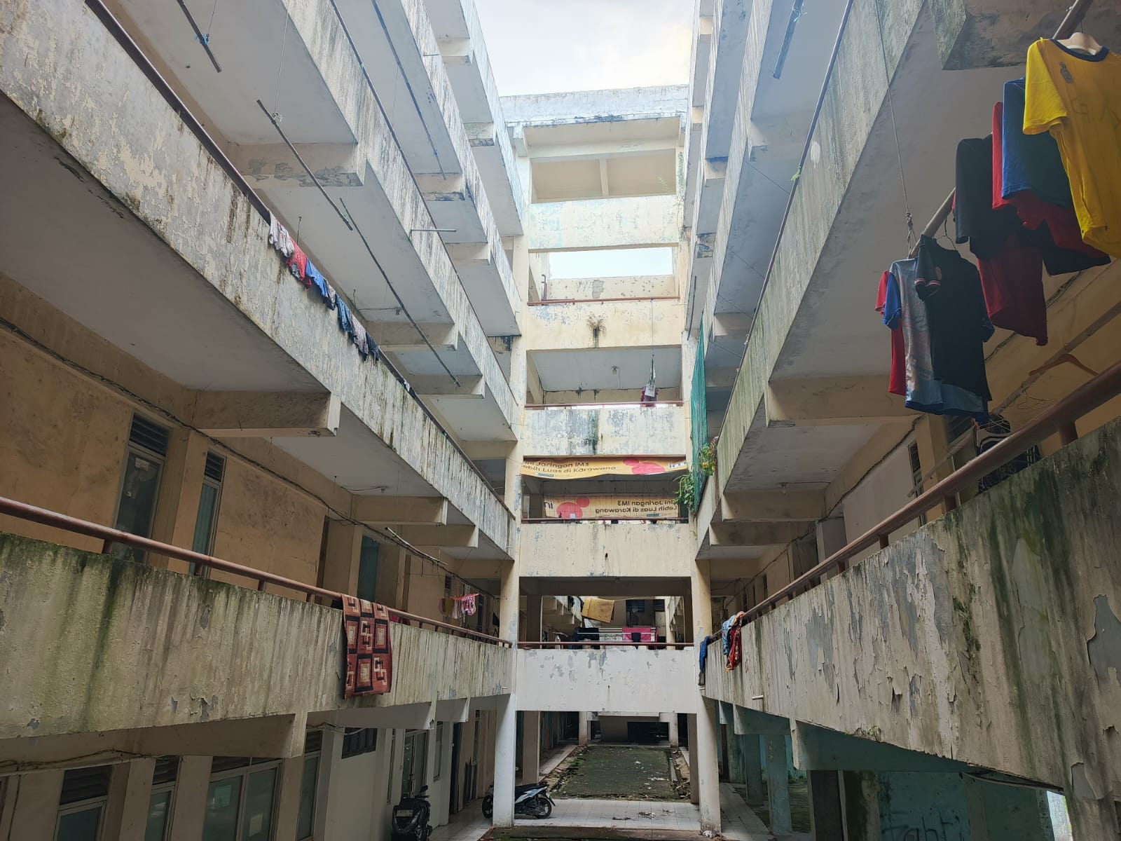 Rusunawa adiarsa karawang