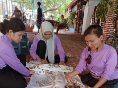 40 perempuan disabilitas karawang dilatih membatik