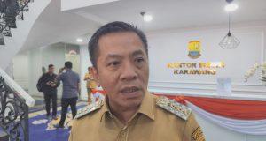 Bupati karawang ritel modern