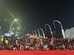 Kirab mahkota di karawang
