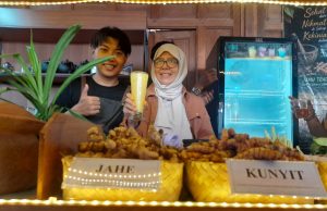 Naik Kelas, Racikan Jamu Estetik Jeng Ratu di Karawang Tembus Singapura dan Malaysia Jamu jeng ratu di karawang