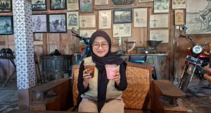 Limasan Coffee Karawang: Hidden Gem Estetik, Sensasi Ngopi di Rumah Jawa Tempo Dulu Limasan coffee karawang