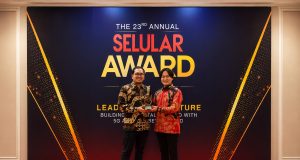 Ungguli Para Rival, Sharp AQUOS sense10 Raih Gelar Smartphone of The Year 2025 Sharp aquos sense 10