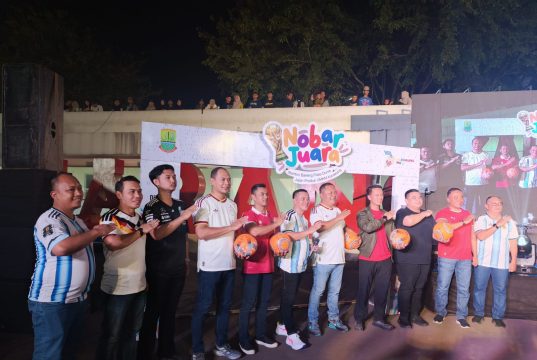 Nobar juara karawang