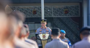 Kapolres karawang akbp fiki
