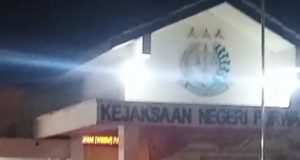 Tak Seperti Sebelumnya, Lalam Tak Temui Wartawan Usai Diperiksa