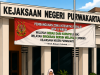 Kejari Purwakarta Masih Gelar Karpet Merah, Mobil Anne Tunggu Dihalaman Kejari