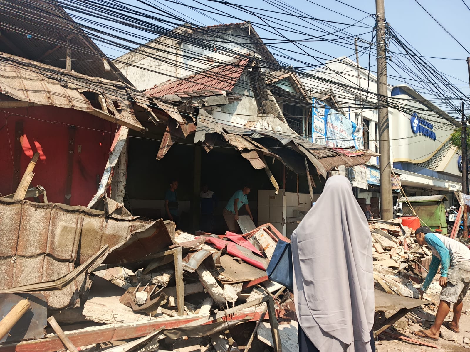 152 bangli cikampek dibongkar