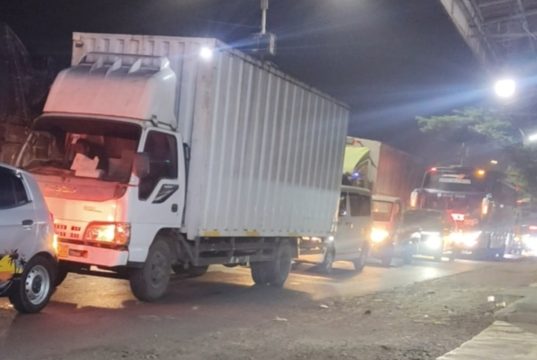 Kecelakaan beruntun tol japek km 46