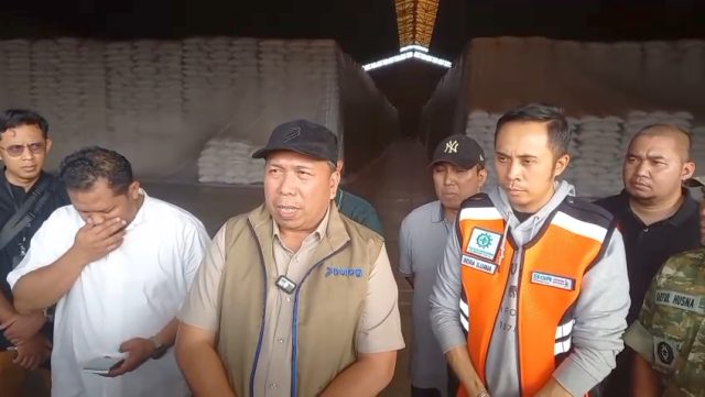 Videoshot_20260704_224359 Direktur operasional bulog karawang