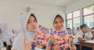 Siswi karawang modul gratis