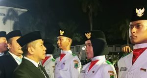 Bupati Aep Kukuhkan 50 Paskibraka Karawang, Dua Wakili Jawa Barat Bupati aep paskibraka karawang