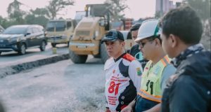 Bupati aep di interchange karawang timur