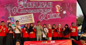 FIKES UNSIKA dan Dinkes Karawang Sosialisasikan Kawasan Tanpa Rokok di Fasilitas Publik Unsika dan dinkes karawang